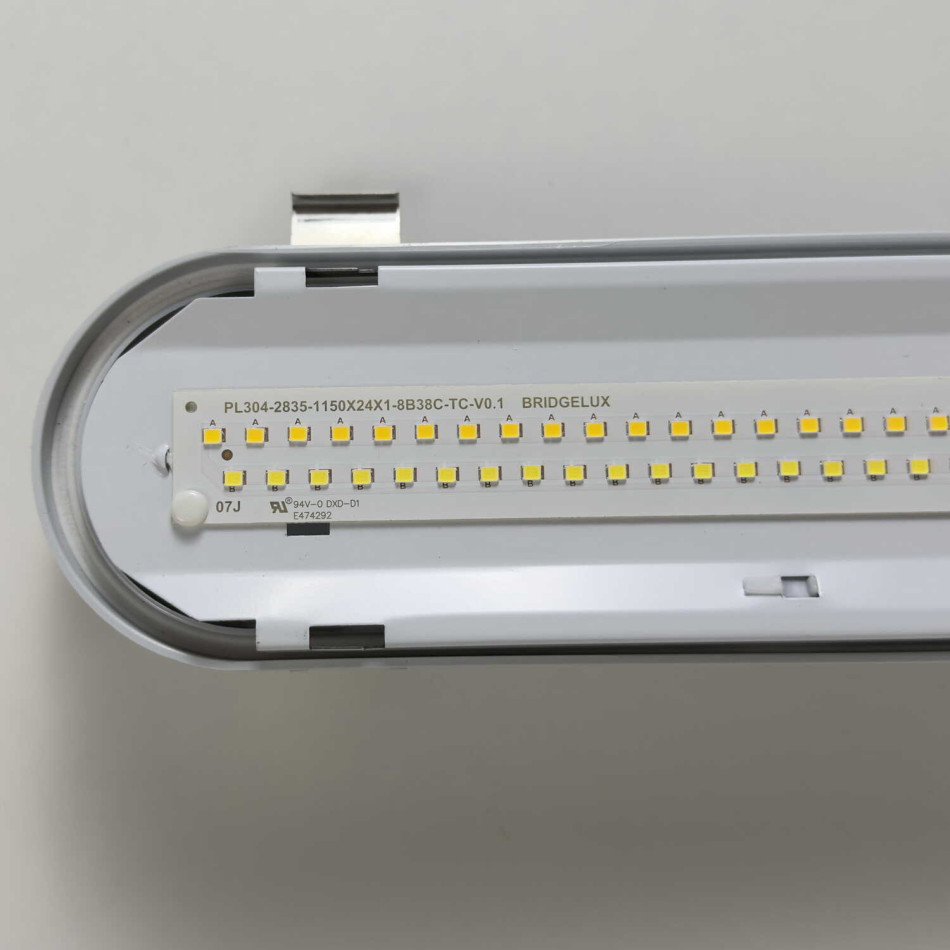 Вологозахищений лінійний світильник RAYFOR WL01 1200мм 40W 6400Lm 3CCT IP66 Philips 3р