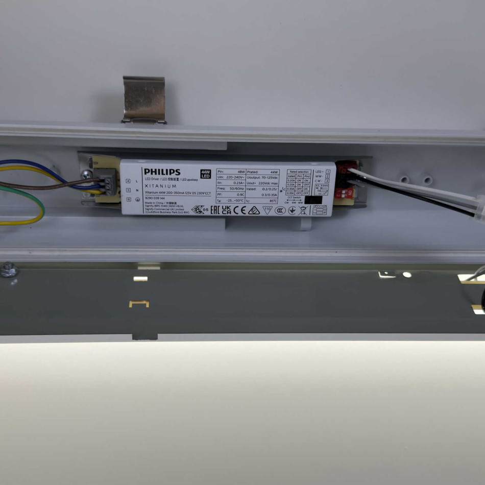 Вологозахищений лінійний світильник RAYFOR WL01 1500мм 50W 8000Lm 3CCT IP66 Philips 3р