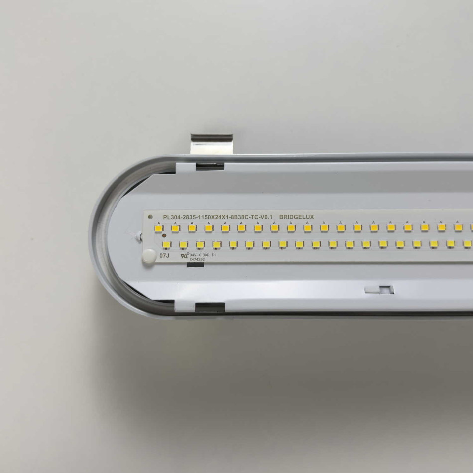 Вологозахищений лінійний світильник RAYFOR WL01 1500мм 50W 8000Lm 3CCT IP66 Philips 3р